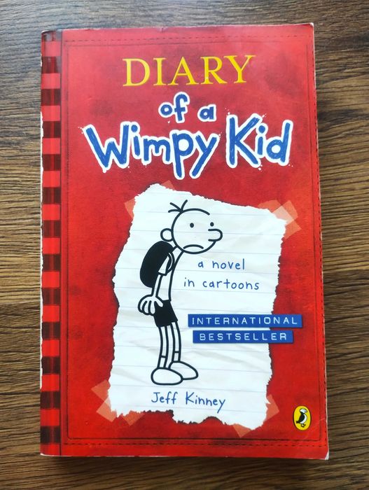 Diary of a Wimpy Kid - Дневникът на един дръндьо, книга 1 на английски език, перфектна