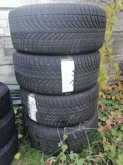 Michelin Alpin Latitude 255 50 19 dot 2722