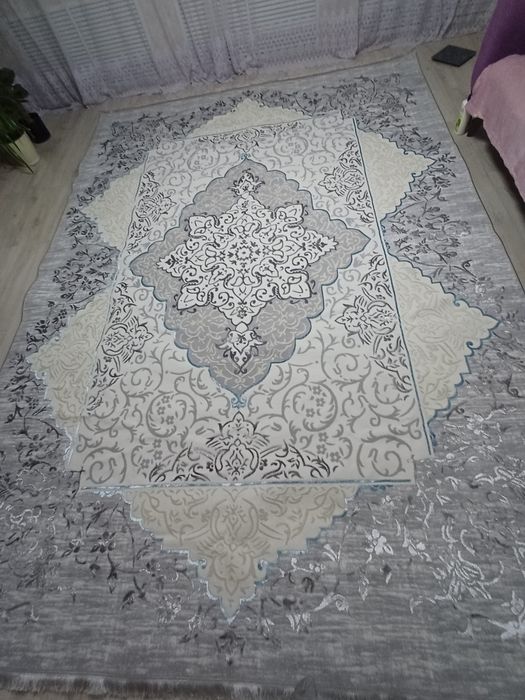 Продам новый ковер