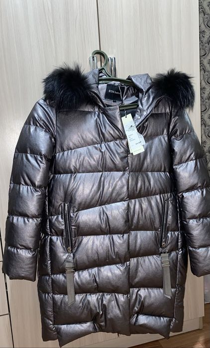 Продам зимний пуховик