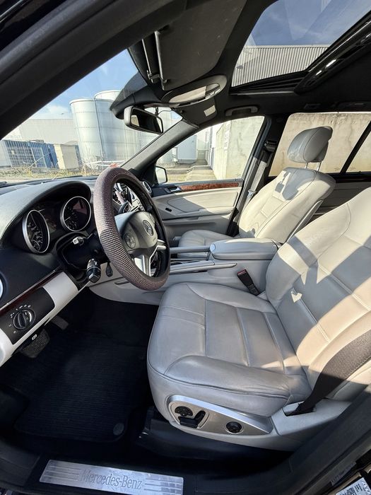 Mercedes ML350 4Matic 2011 Airmatic V6