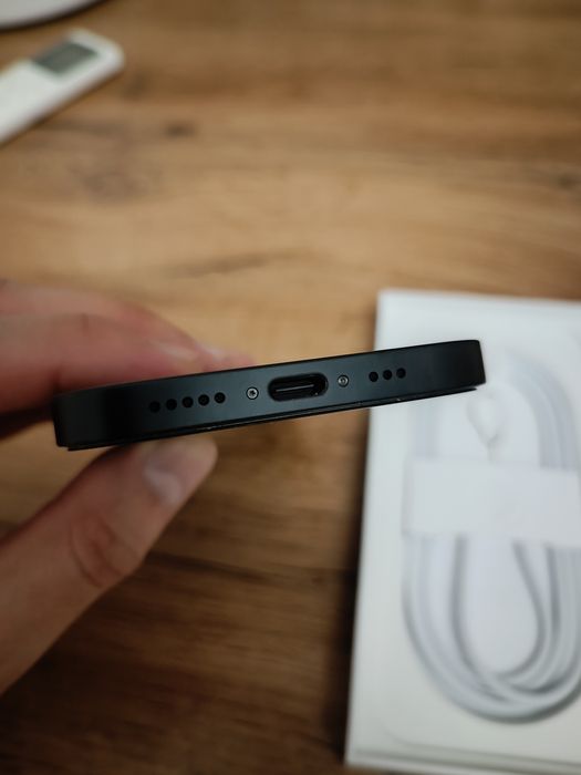 Новый iPhone 16e (512 GB)