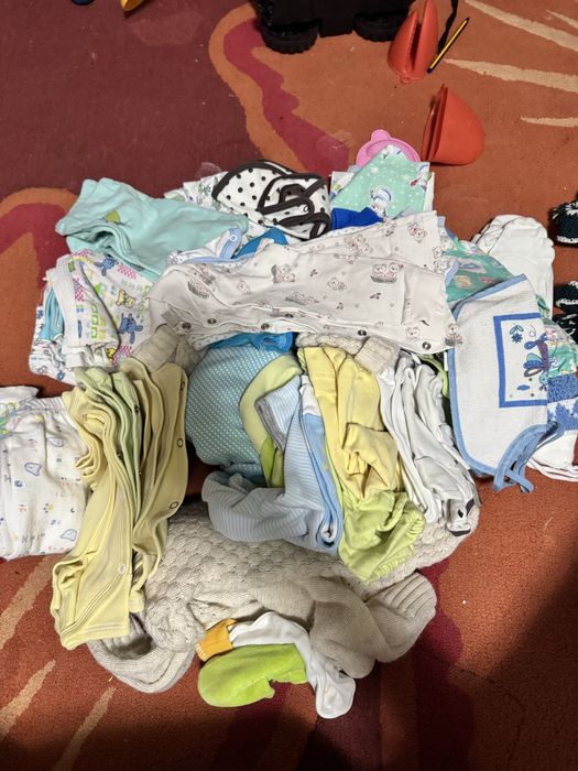 Отдам пакет вещей