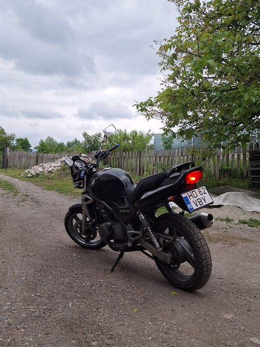 Vând Kawasaki Er5