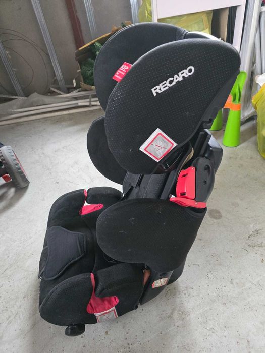 Scaun auto Recaro Young Sport cu isofix pentru copii intre 15-36kg