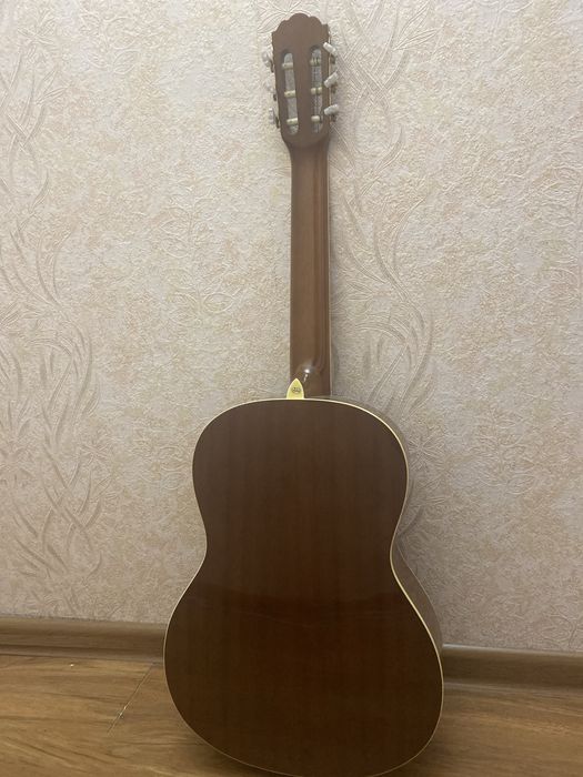 Гитара классическая