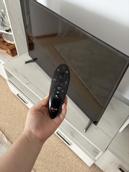 Телевизор LG smart TV