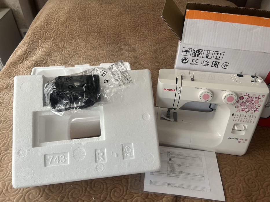 Продам новую швейную машинку