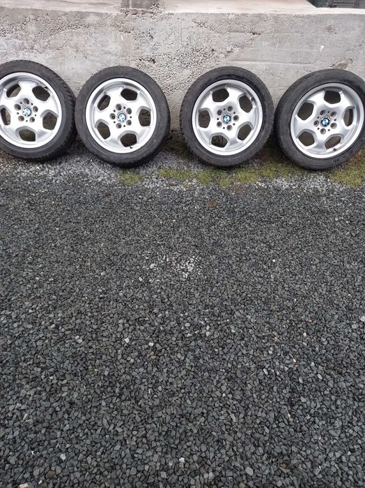 Vând jante de aluminiu pt BMW seria 5 si seria 3