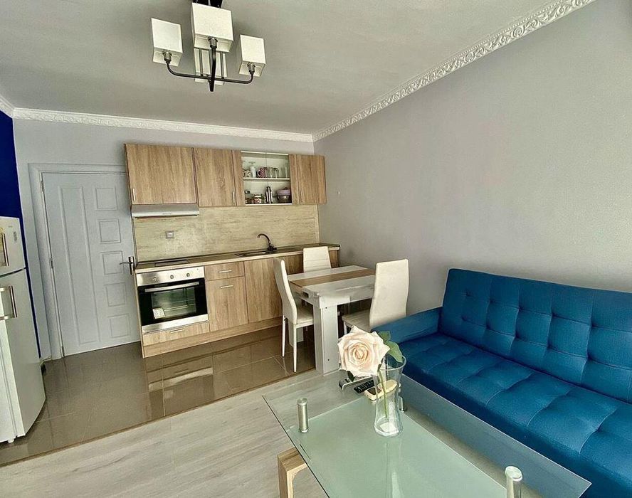 Дава се под наем Тристаен апартамент в Бургас, Зорница - 65 кв.м за 510 € - Снимка #1