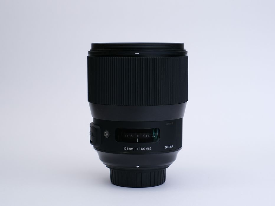 Sigma 135mm 1.8 Art за Nikon