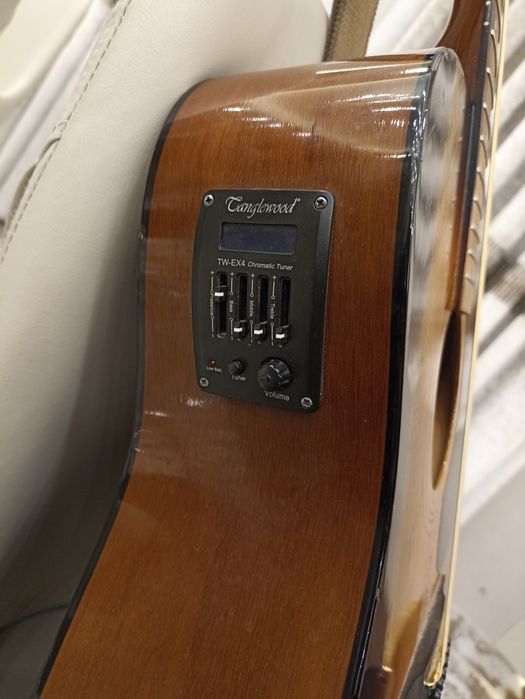 Электроакустическая гитара YAMAHA F310