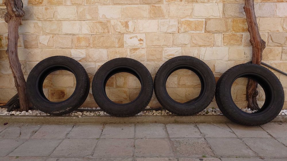 4 бр Летни гуми Good Year Efficient Grip Performance 185/65 R15