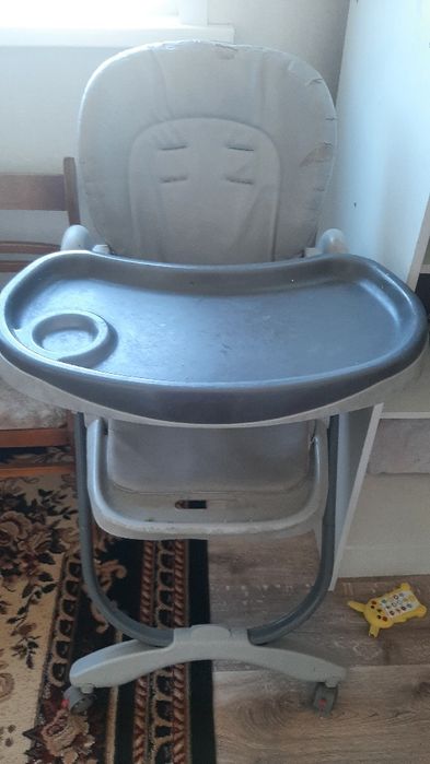Детский стол для кормления