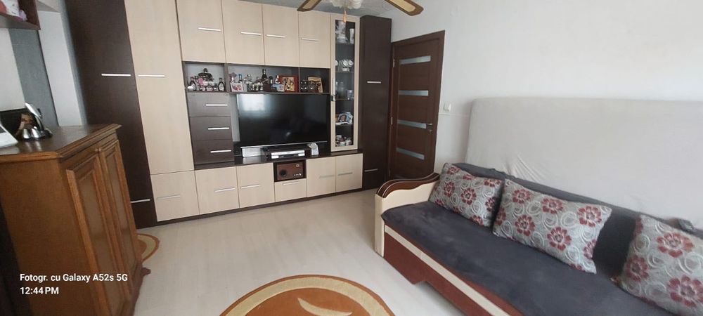 Apartament de vânzare cu două camere