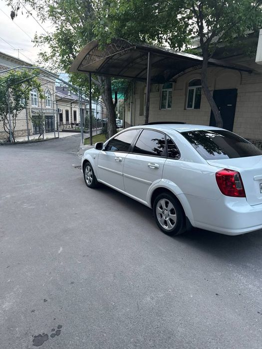 Gentra 2021/22 yil. Avtomat Full. Lyuk Abs Diska. Benzin. Toza.