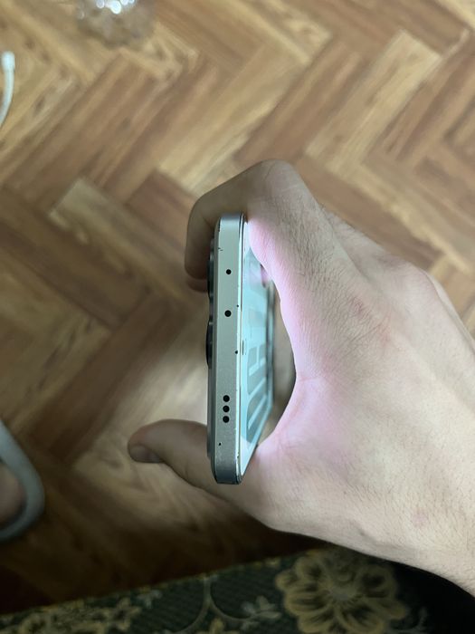 Телефое Poco x6 pro