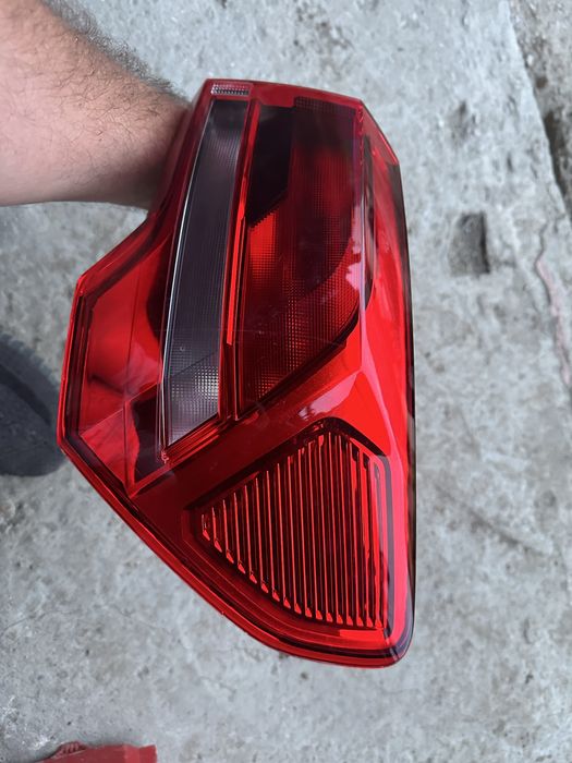Stop dreapta audi q3.cod:83a945070.
