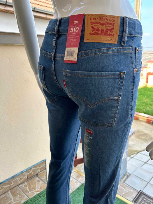 Blugi skinny, copii,  mărimea 16A marca Levis