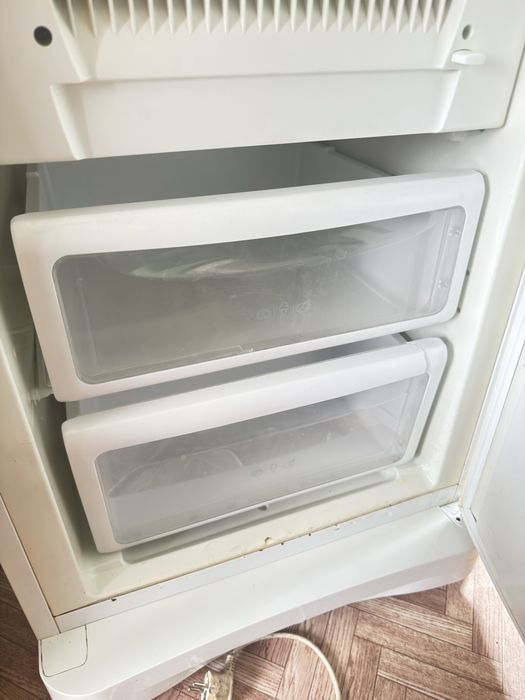 Холодильник indesit б/у в рабочем состоянии
