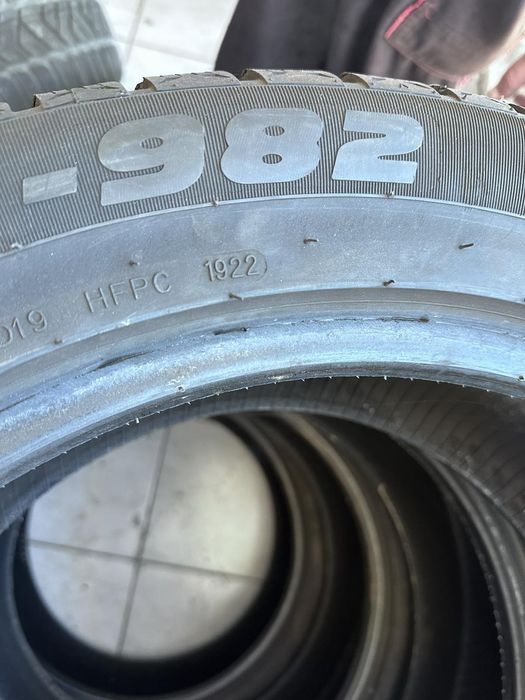 4 бр-Зимни гуми на един сезон 255/50R19 103H