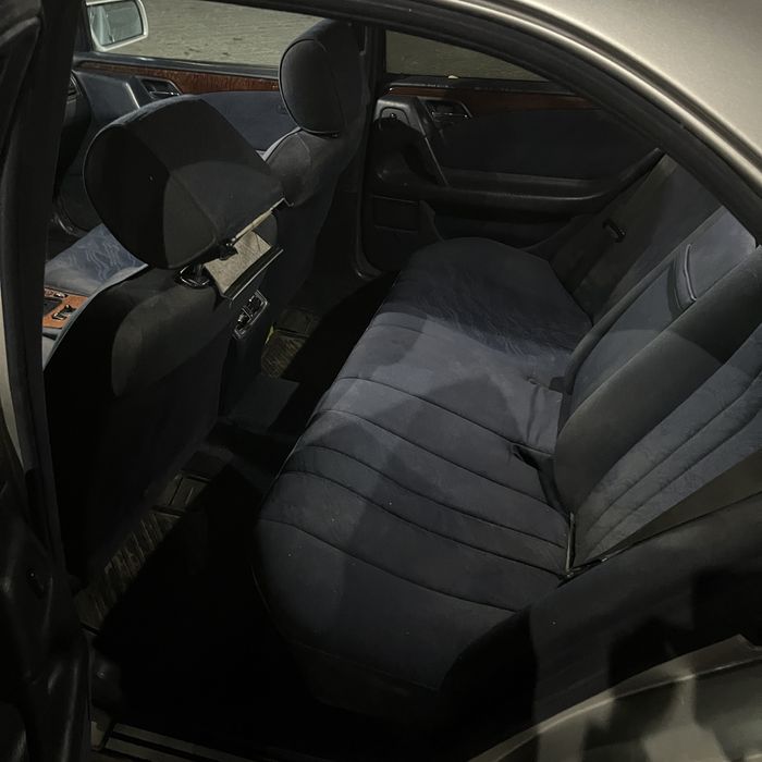 Продам мерседес е210