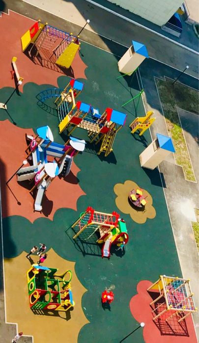 Тартан бесшовное резиновое покрытие для детских и спортивных площадок