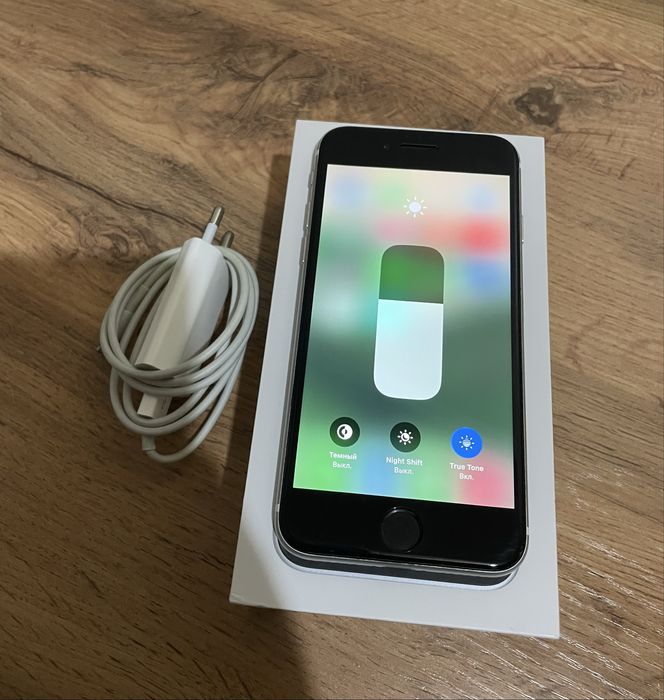 iPhone SE2020 состояние новое