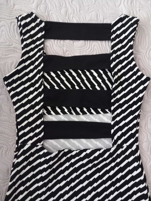 Ефектни рокли - размер S