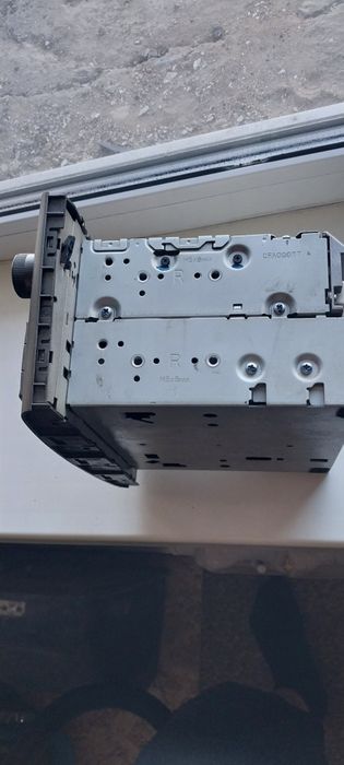 Автомагнитола авенсис