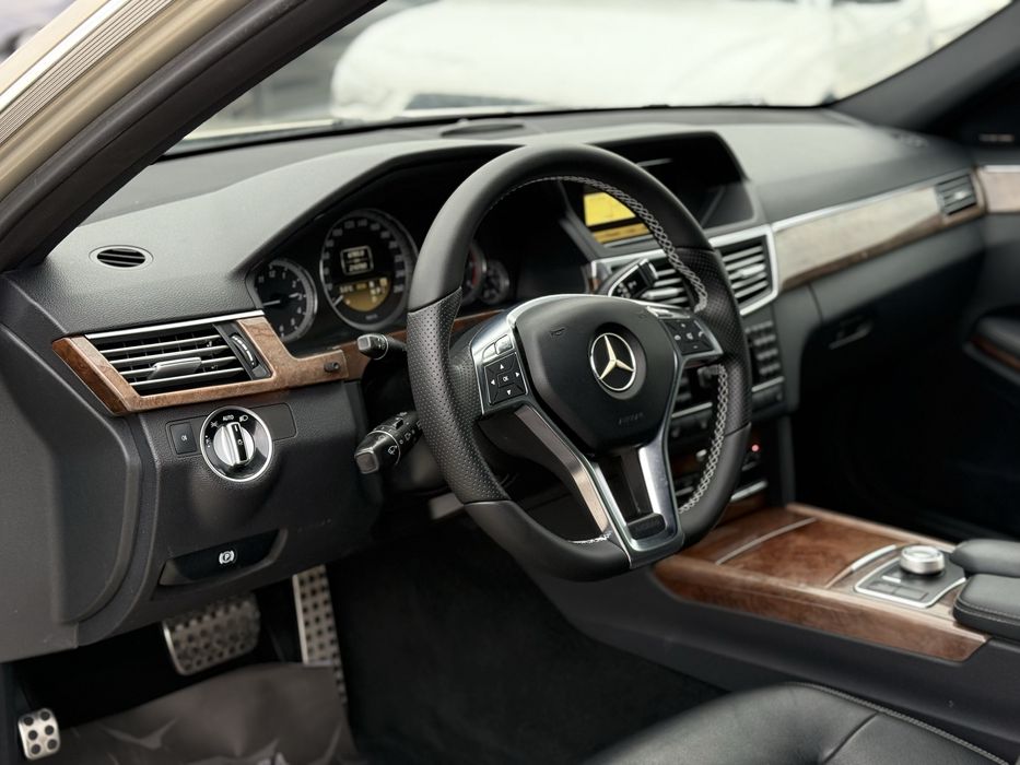 Mercedes-Benz E 350 D* 2012г* AMG Pack* TV* Топ Състояниение*