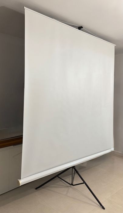 Ecran de Proiectie cu suport