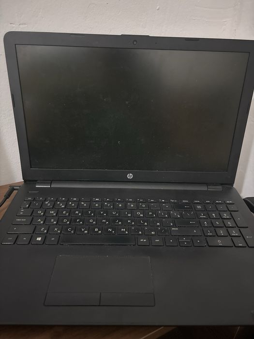 HP 15-bs1xx (Core i3-5005U, 4 GB ОЗУ).