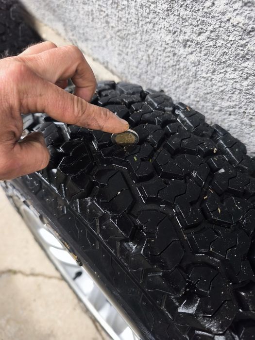 Maxxis 205/80/16