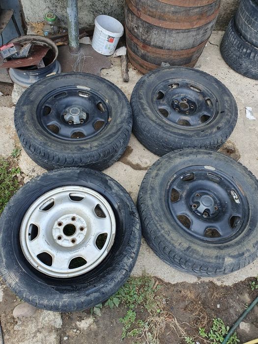 Железни джанти 16ки Toyota Rav4 1