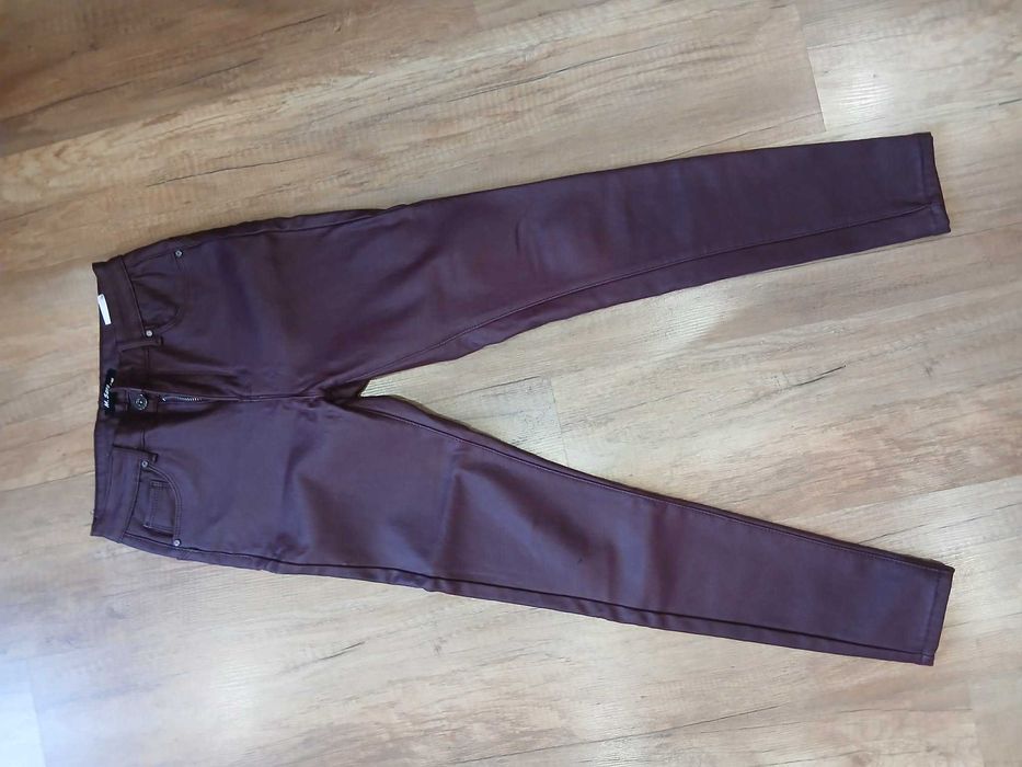 Дрехи по 5 евро всяка