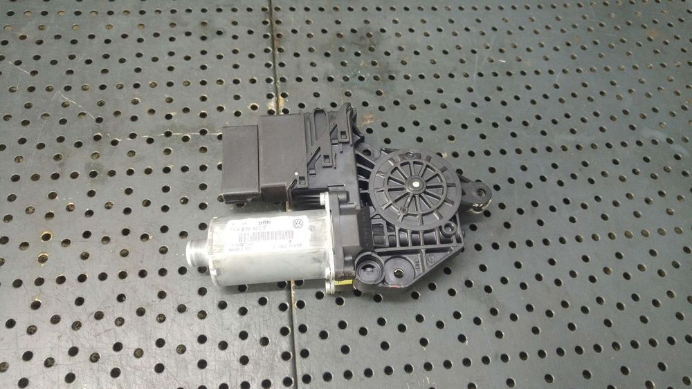 Motoras macara dreapta spate vw golf 5 1k1 1k4839402e 1k0959704k 994901300