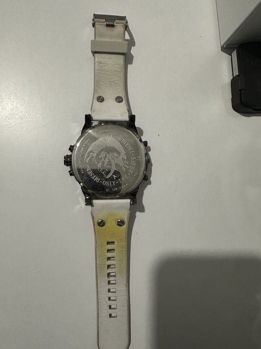 Diesel часовникк