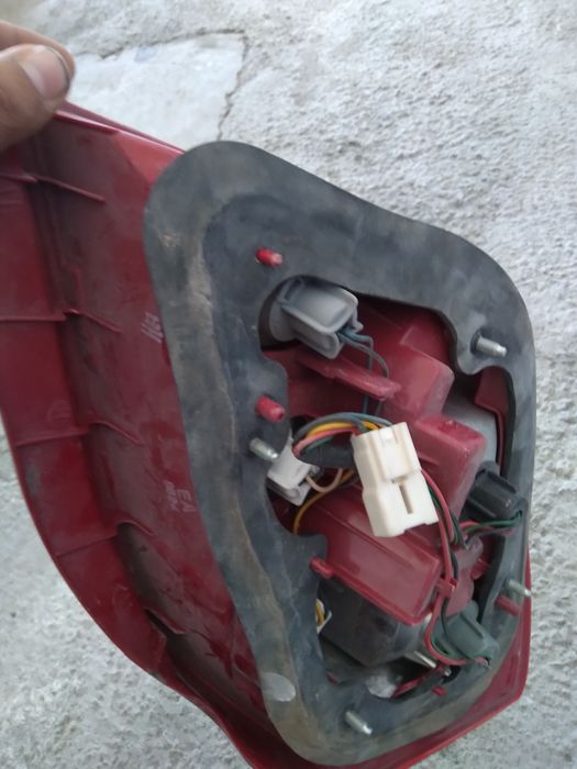 Fara Lasseter original yechilgan