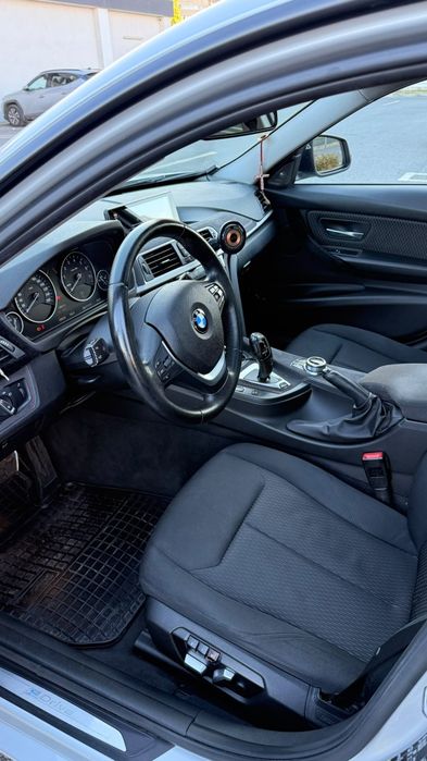 Bmw F30 330e hybrid