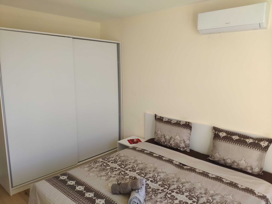 Дава се под наем Тристаен апартамент в Варна, Аспарухово - 113 кв.м за 950 € - Снимка #13