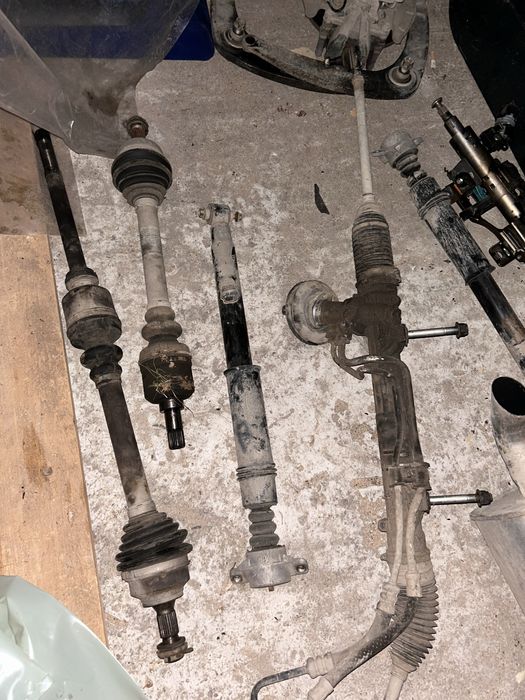 Останали части за пежо 307 фейс 1.6хди