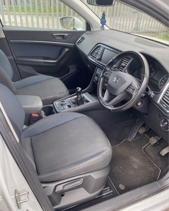 Dezmembrez seat ateca alb 1.6 diesel