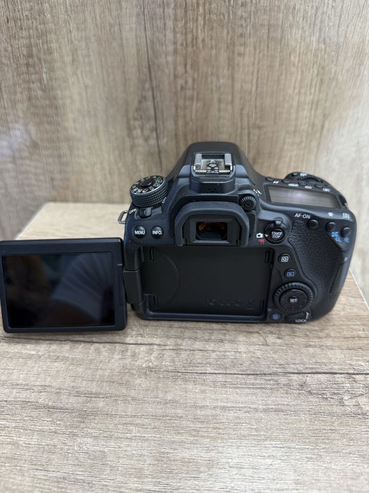 Canon 80D 18-135mm nano USM