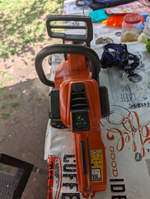 Drujba Husqvarna 535i XP cu baterie Godinesti • OLX.ro