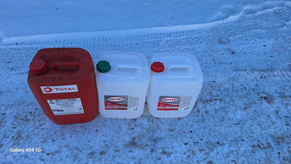 Канистры чистые под бензин, гсм