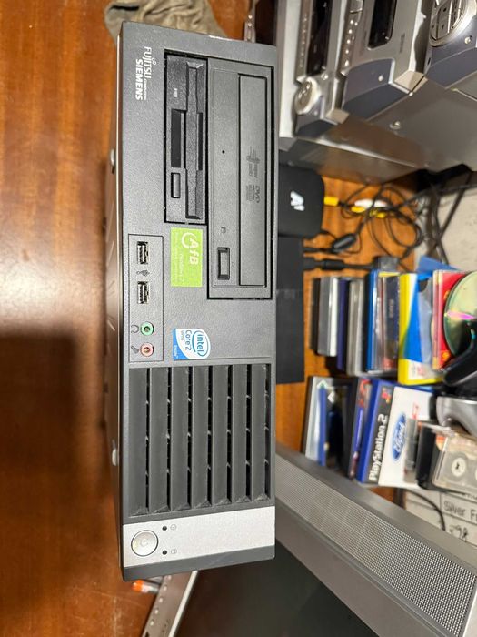 Fujitsu Esprimo E5925