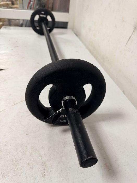 Bara haltera pump+2 discuri de 5 kg. Cu grip fier Cauciucat+Sigurante