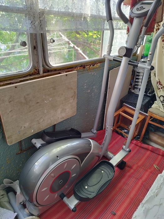 Продам или обменяю тренажер элипс