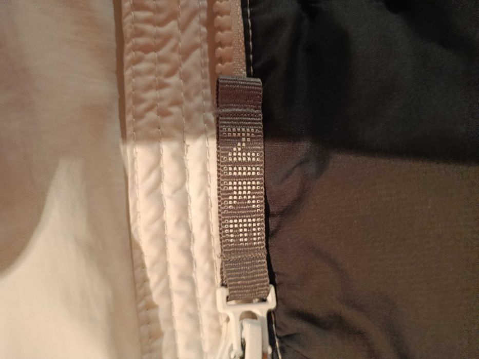 Geaca Nike primavara ca noua XL copii M adulți